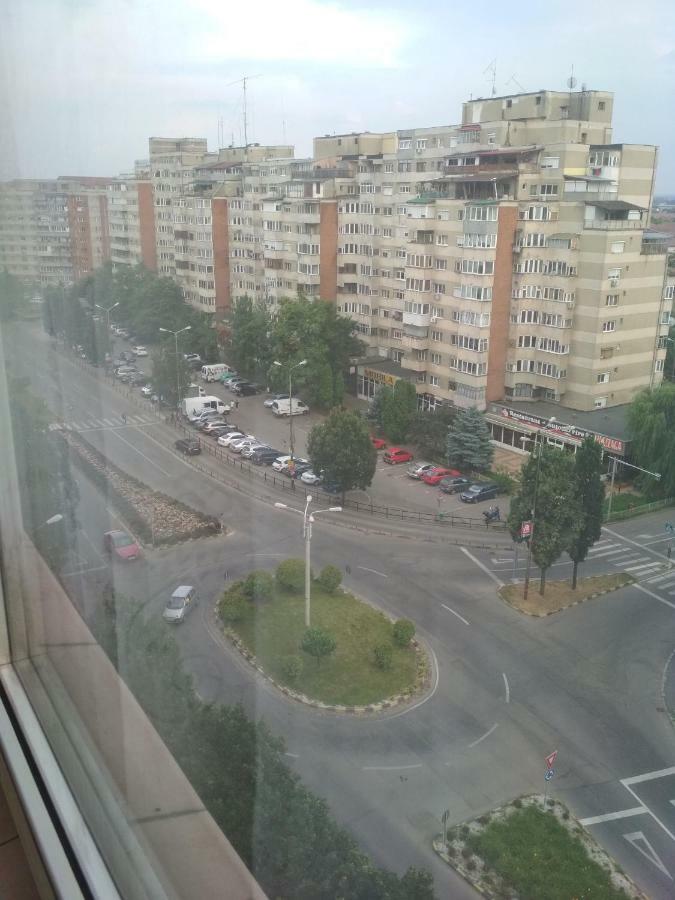 Pelican Proxy Apartment Oradea Exterior photo